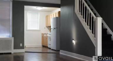 Main picture of 2137 Carver St