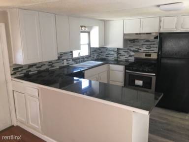 Main picture of 45 Brenda Ln