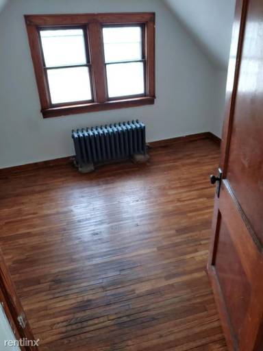 Main picture of 19 Grace St