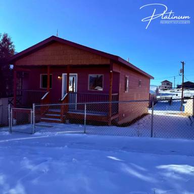 Main picture of 659 Travonia St