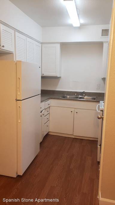 Main picture of Spanish Stone