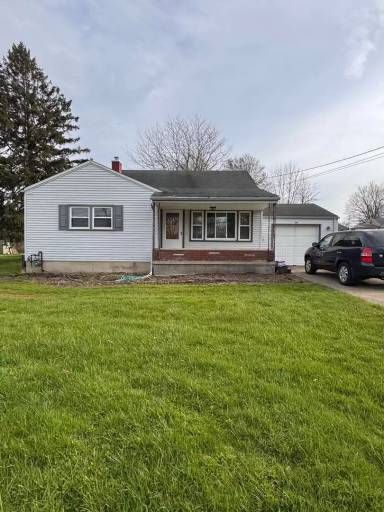 Main picture of 3881 Burkey Rd
