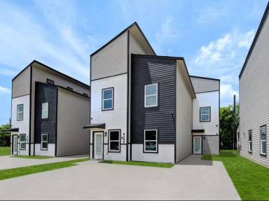 Main picture of 8157 Tate St