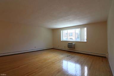 Main picture of 81 Green St