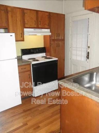 Main picture of 203 Lewis St