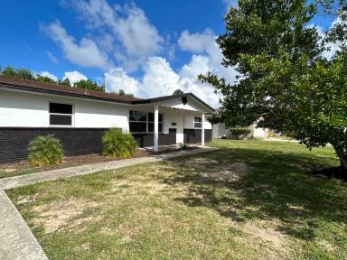 Main picture of 1315 Laurel Dr