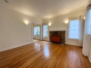 Main picture of 933 Ocean Ave