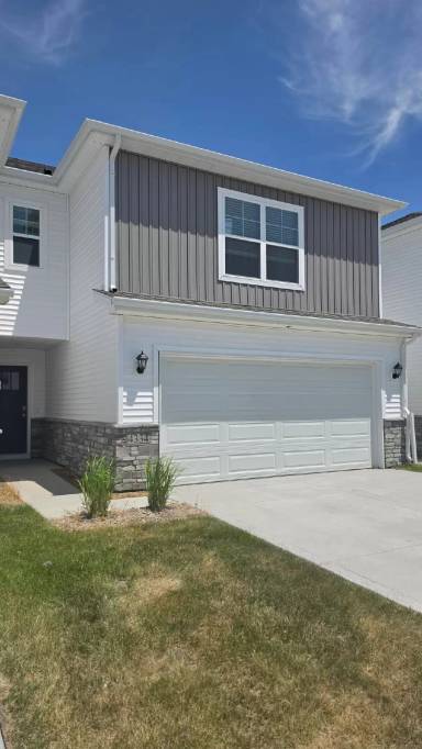 Main picture of 4334 NE Spear Ln Ankeny, IA 50021