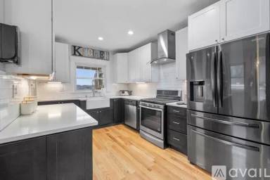 Main picture of 130 Wellington Hill St