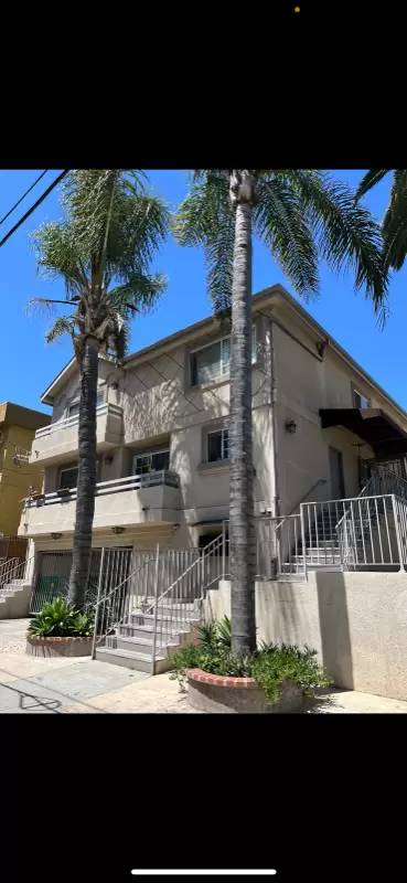 Main picture of 5529 Fulcher Ave