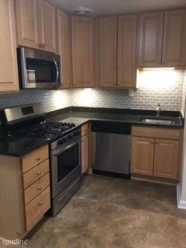 Main picture of 8616 Skokie Blvd