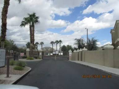 Main picture of 8070 Russell Rd Apartments