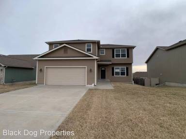 Main picture of 1911 Sutter Woods Rd