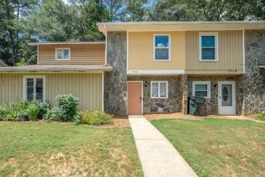 Main picture of 1713 Wynndowne Trl SE