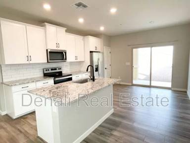 Main picture of 11472 W Cumberland Dr