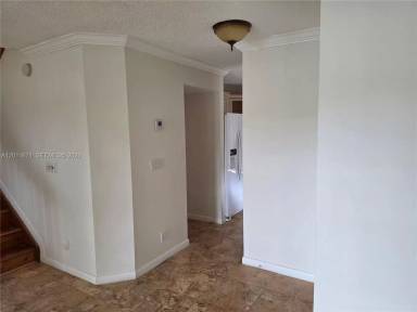 Main picture of 6178 Buena Vista Dr