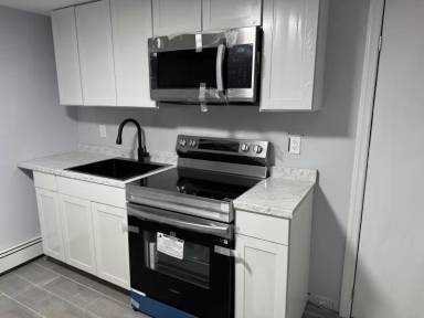 Main picture of 390 14th Ave