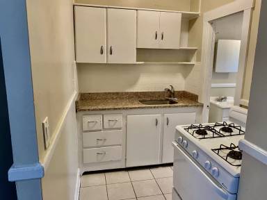 Main picture of 118 Seabury St