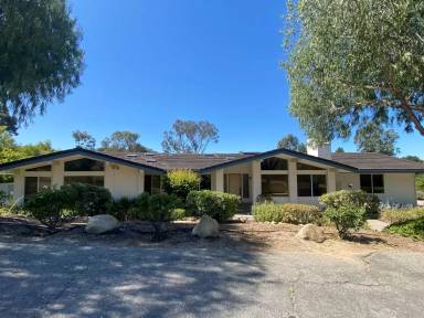 Main picture of 1082 Via Los Padres