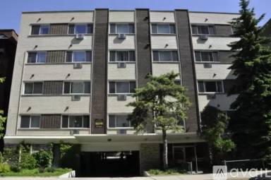 Main picture of 736 W Buena Ave