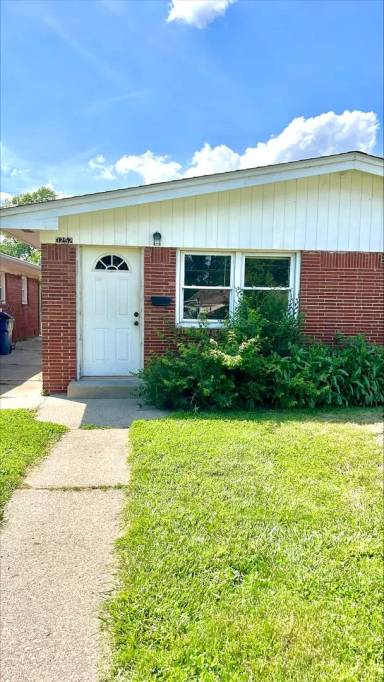 Main picture of 3236 S Mooresville Rd