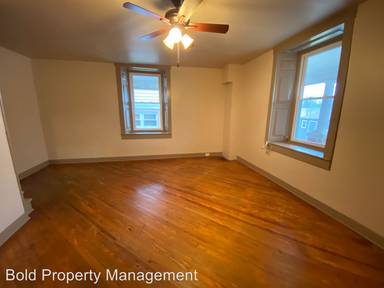 Main picture of 323 W Sunset Ave
