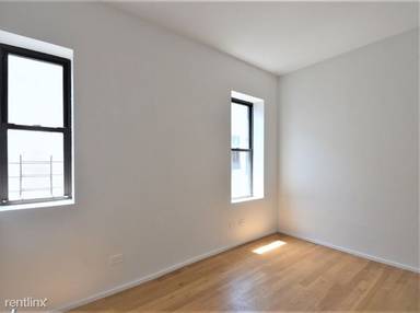 Main picture of 3694 Broadway