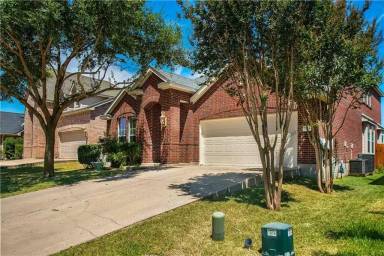 Main picture of 2816 Mission Tejas Dr