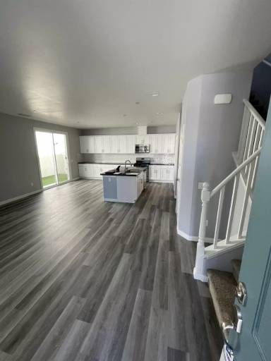 Main picture of 407 Garden Way