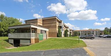 Main picture of Fox Meadows Apartments