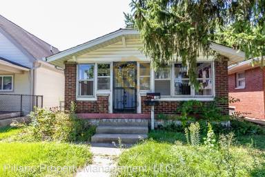 Main picture of 638 N Livingston Ave