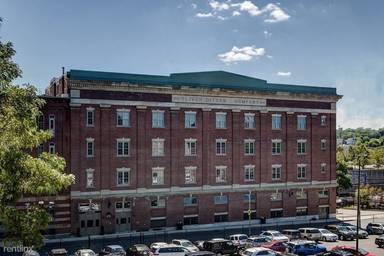 Main picture of 166 Terrace St