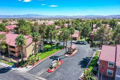 Main picture of Sky Court Harbors at The Lakes