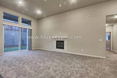 Main picture of 2732 S 9th Way