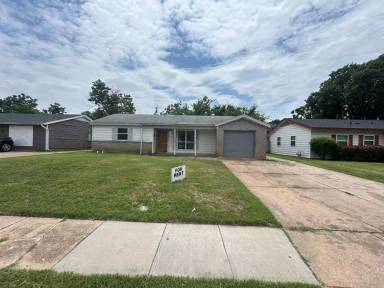 Main picture of 1818 Anderson St