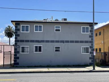 Main picture of 9632 S Western Ave