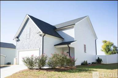 Main picture of 2486 Griffith Rd