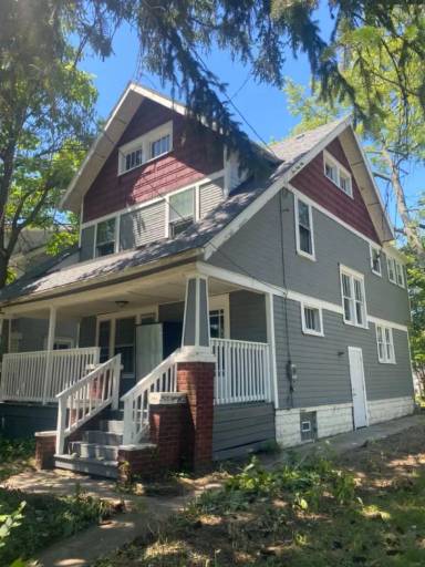 Main picture of 937 Lawton St
