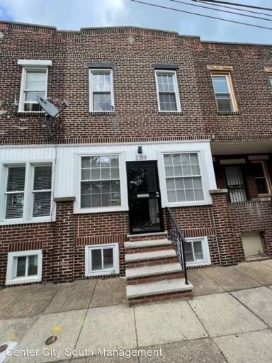 Main picture of 2329 S Bucknell St