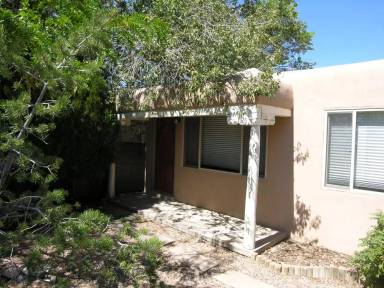Main picture of 2808 La Junta St