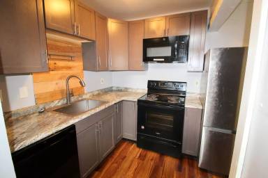 Main picture of 1305 Bradley Dr