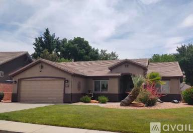 Main picture of Sedona Hills