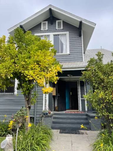 Main picture of 1655 Rockwood St