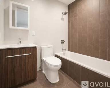 Main picture of 1365 Saint Johns Pl
