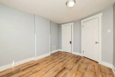 Main picture of 117 W Parkwood Dr