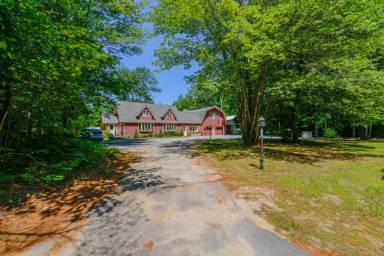 Main picture of 50 Casco Rd
