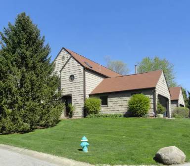 Main picture of 9731 Revere Way