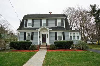 Main picture of 14 E Prospect St