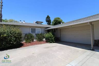 Main picture of 2359 Fordham Dr