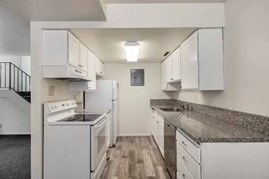 Main picture of 362 E 1500 S